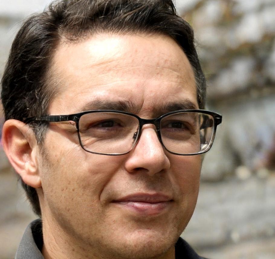 Carlos Mendoza, Director de Educación Financiera